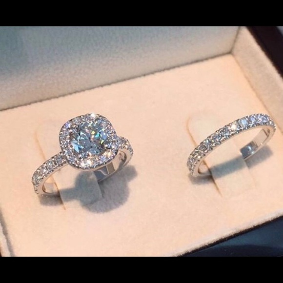 Sparkling White Sapphire & Sterling Ring Set - Picture 2 of 2